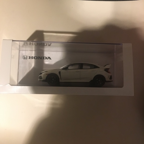 Honda Type R Bundle - Picture 6 of 8